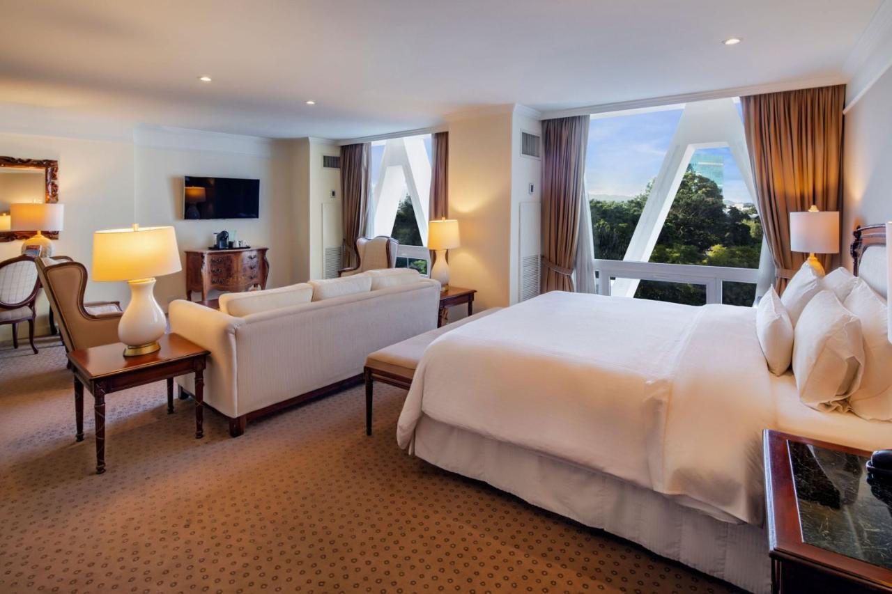 Deluxe, 1 Bedroom Junior Suite, 1 King, City view, Whirlpool,1499369119:JPEG